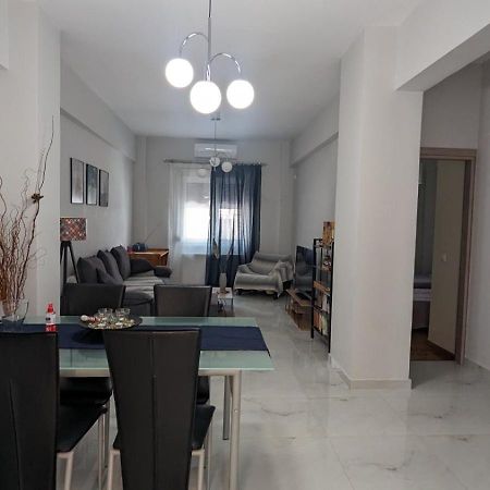 Luxury & Spacious Apartment In Atenas Exterior foto